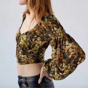 Urban Outfitters Elowen Blouse Floral Off-Shoulder Cropped Top Hippie Boho XS